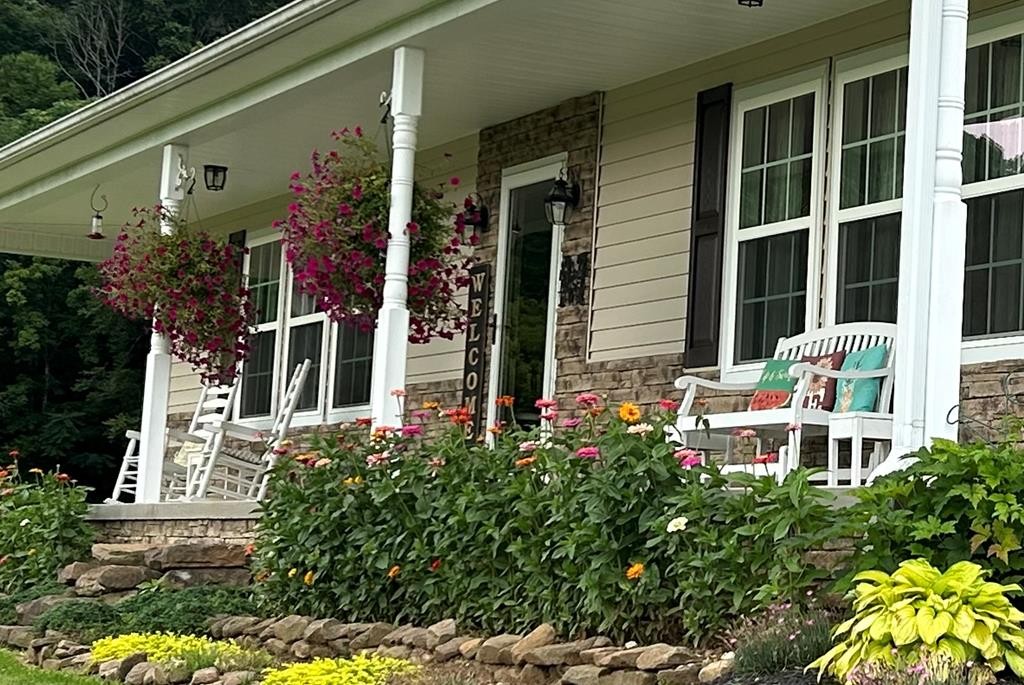 4134 Hickory Valley Road Sparta TN 38583