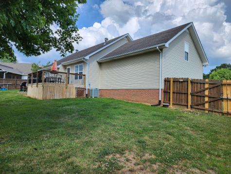 3375 Poplar Hill Clarksville TN 37043