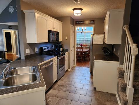 3375 Poplar Hill Clarksville TN 37043