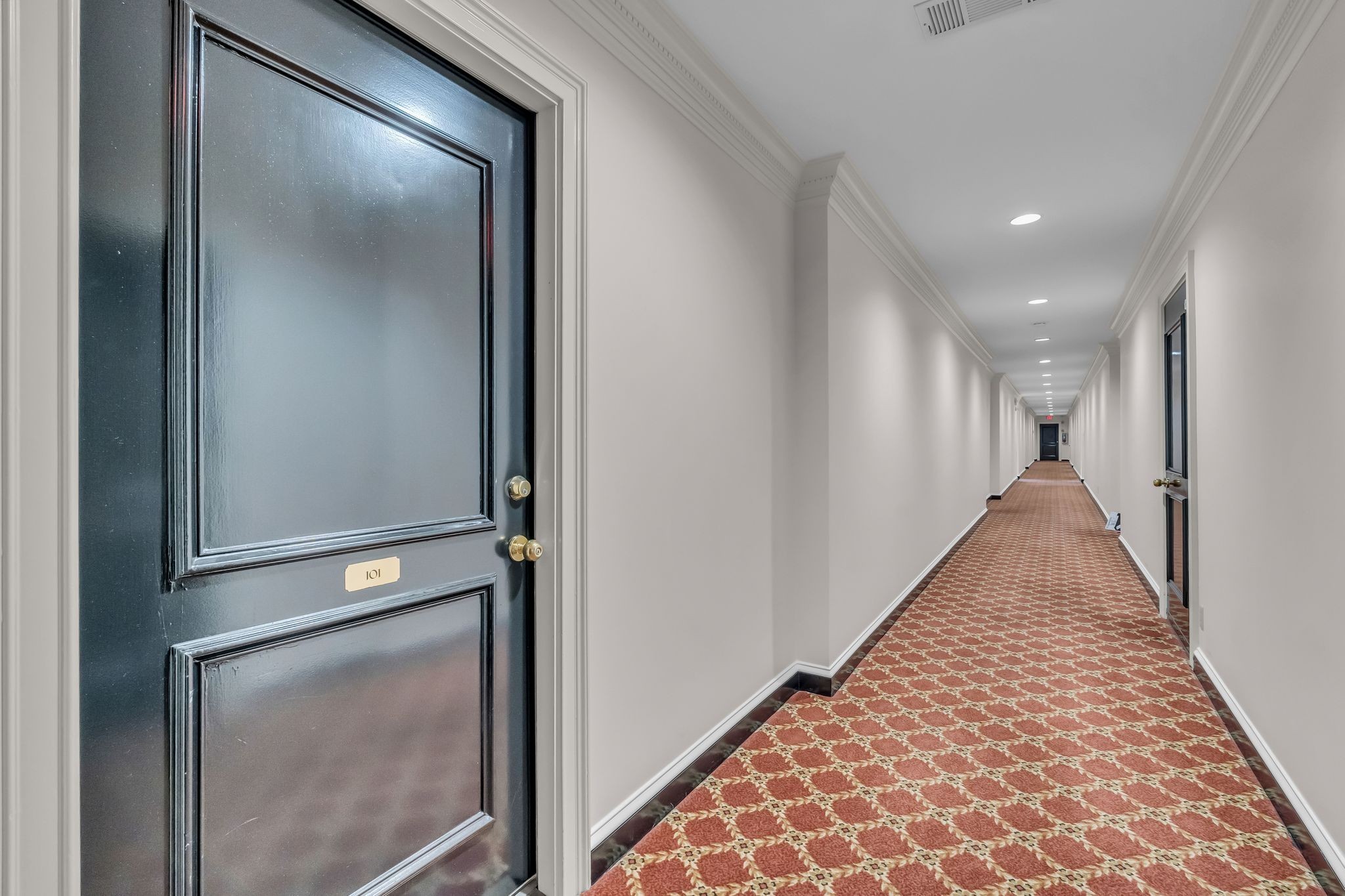3733 West End Avenue Nashville TN 37205