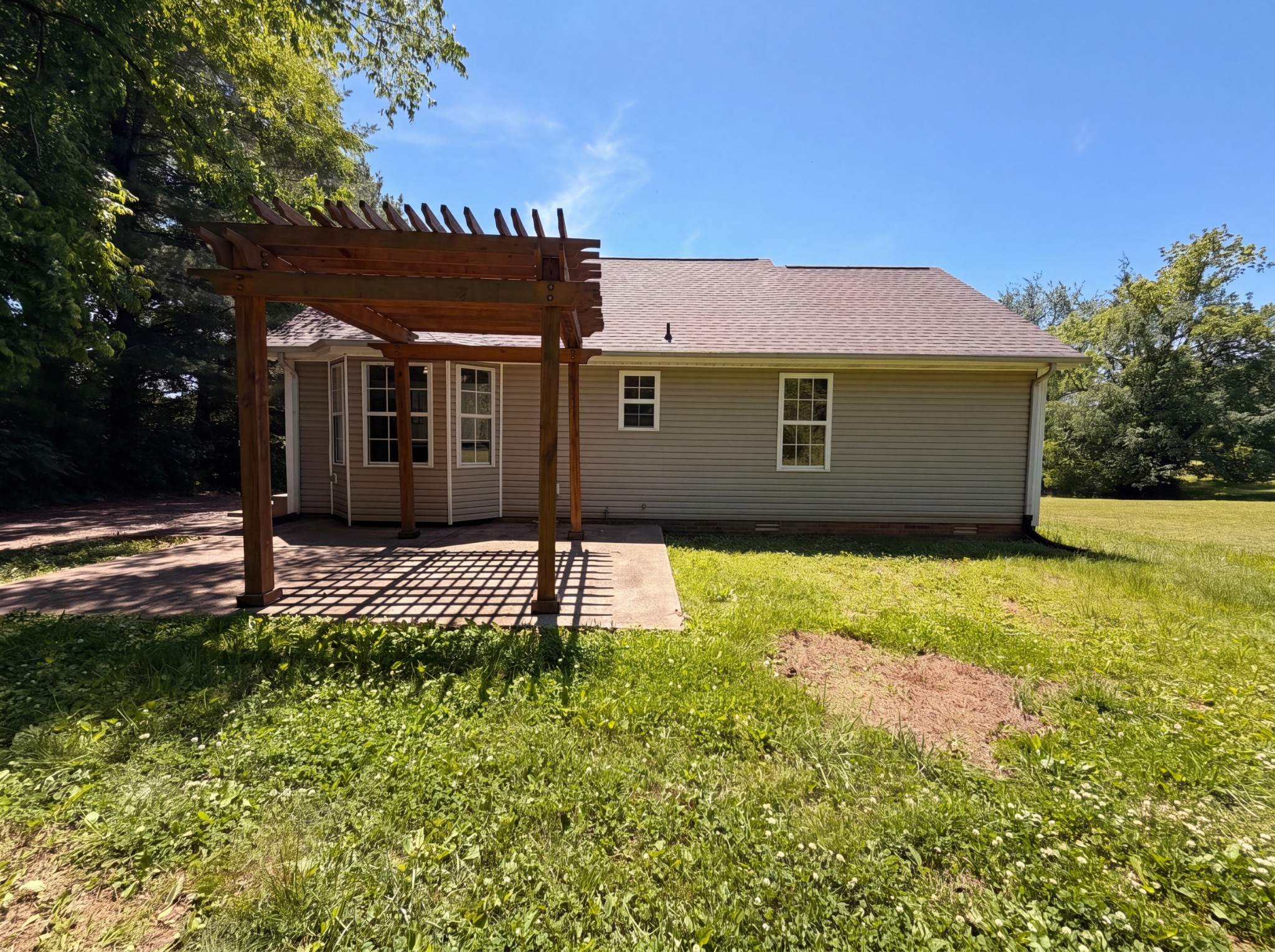 881 Salem Road Clarksville TN 37040