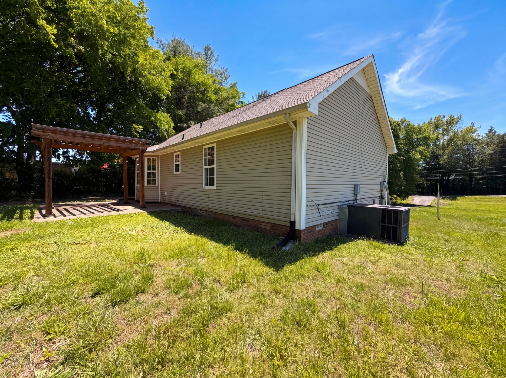 881 Salem Road Clarksville TN 37040