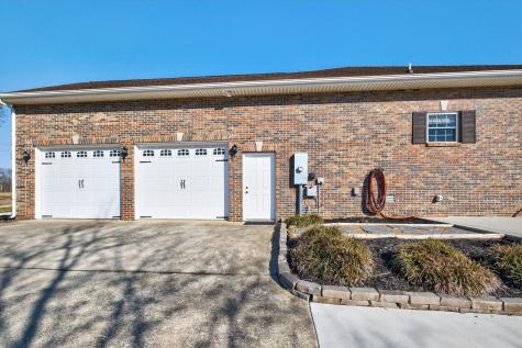 441 Matts Hollow Road Manchester TN 37355
