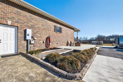 441 Matts Hollow Road Manchester TN 37355