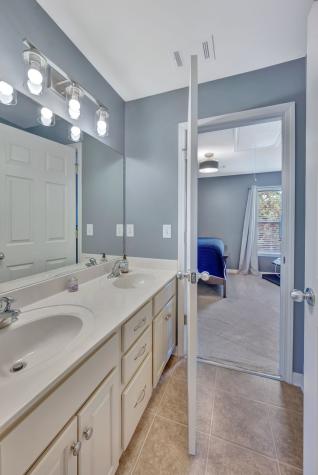 2017 Hawks Nest Drive Hermitage TN 37076