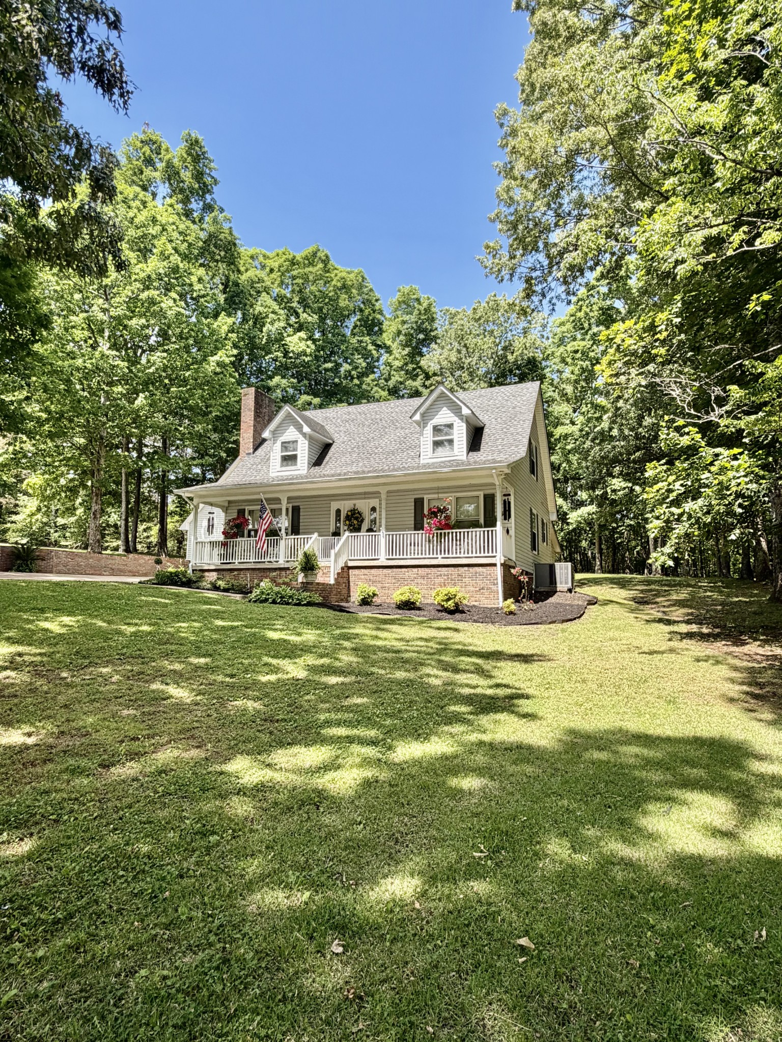 1051 Alex Drive Lawrenceburg TN 38464