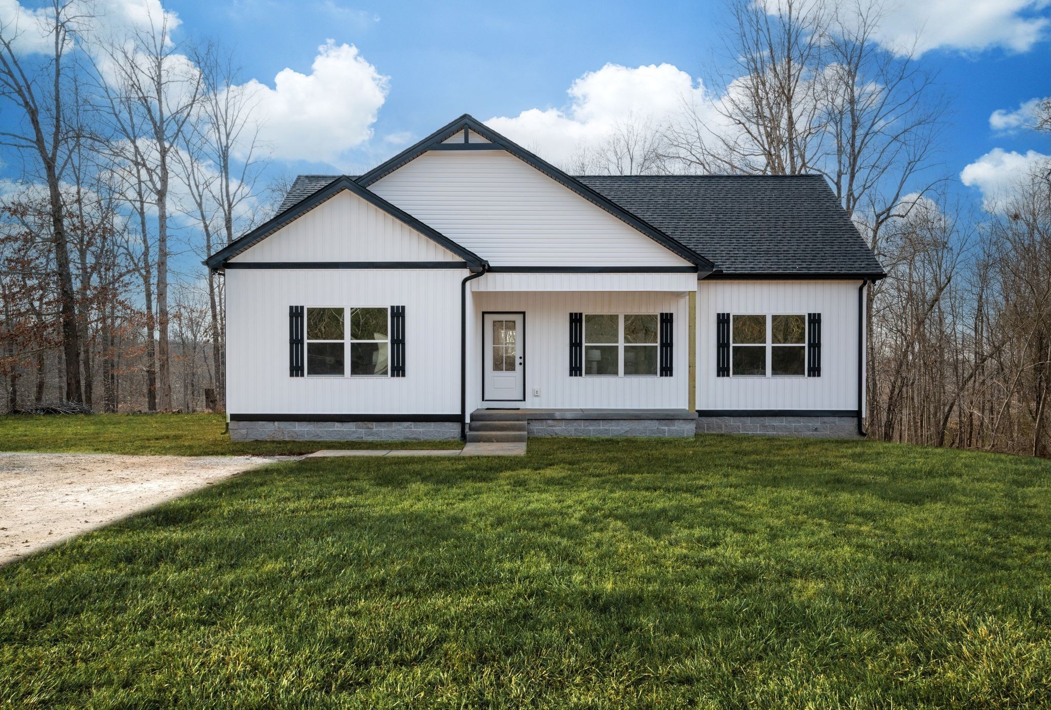 3033 Bowker Road Charlotte TN 37036