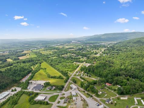 1841 Main Street Jasper TN 37347