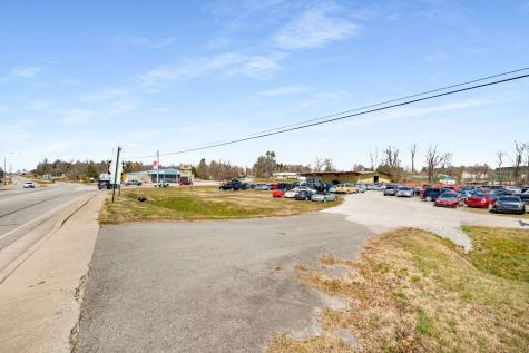 34 Woodbury Highway Manchester TN 37355