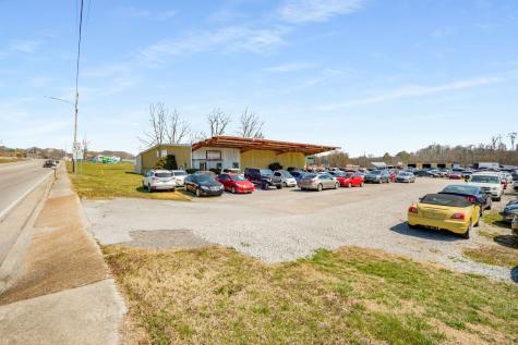 34 Woodbury Highway Manchester TN 37355