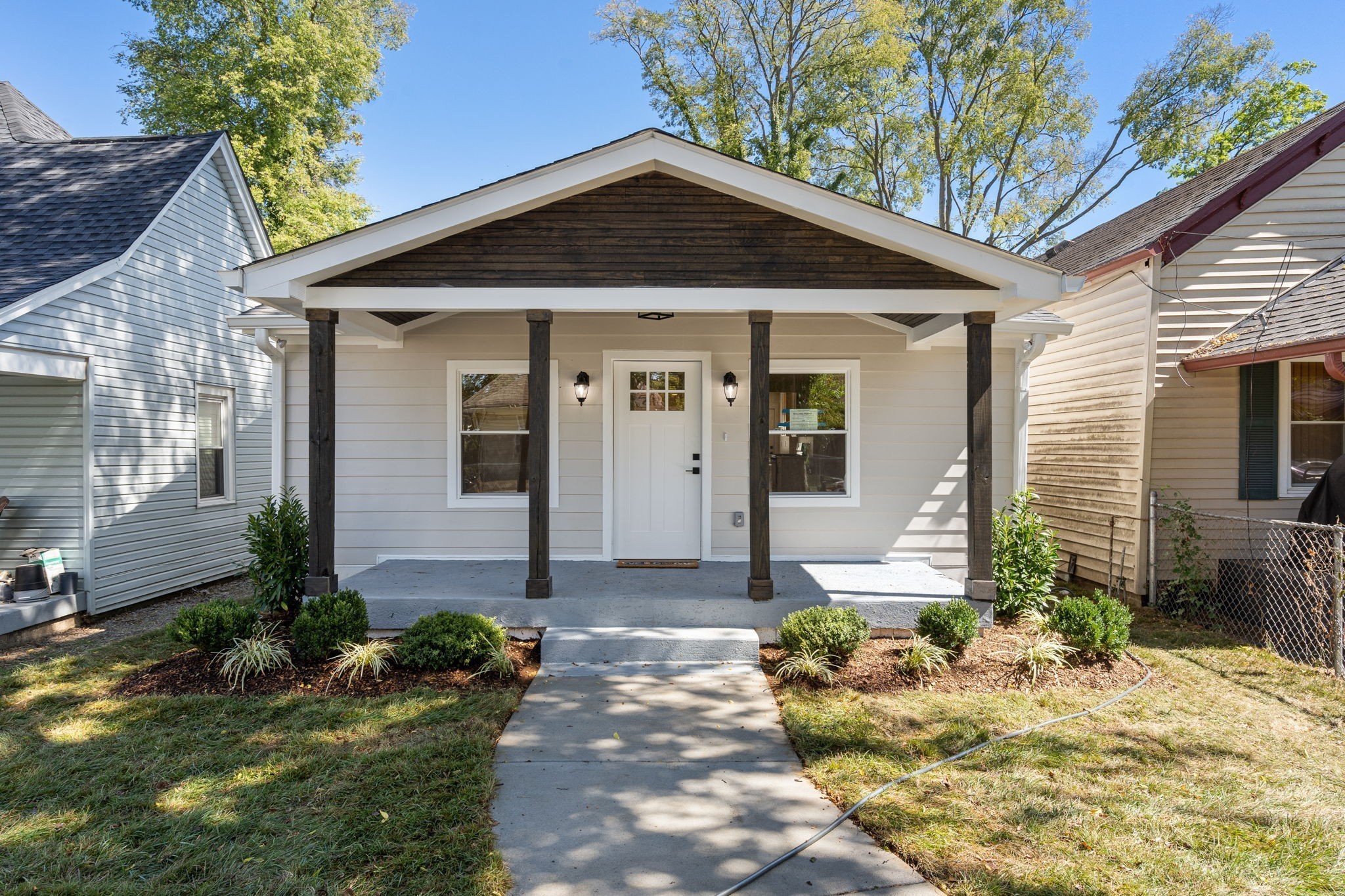 1812 10th Ave, N Nashville TN 37208