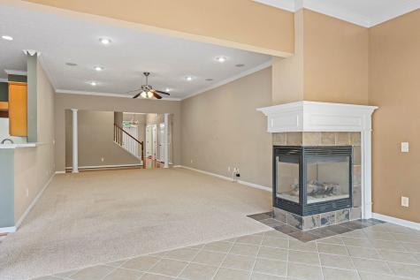 1033 Queens Place Spring Hill TN 37174
