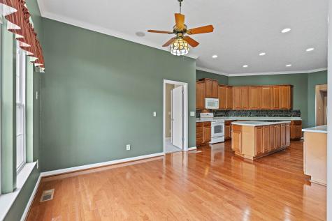 1033 Queens Place Spring Hill TN 37174