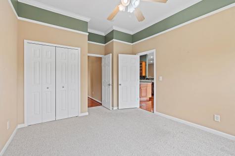 1033 Queens Place Spring Hill TN 37174
