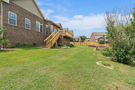 1033 Queens Place Spring Hill TN 37174