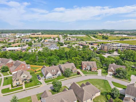 1033 Queens Place Spring Hill TN 37174