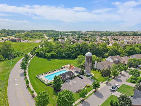 1033 Queens Place Spring Hill TN 37174