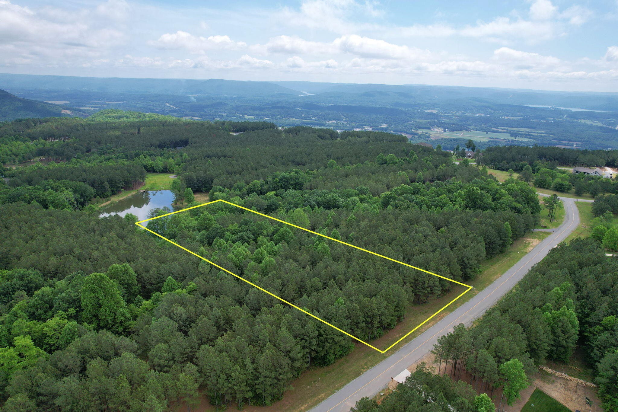 250 Bear Trace Drive Jasper TN 37347