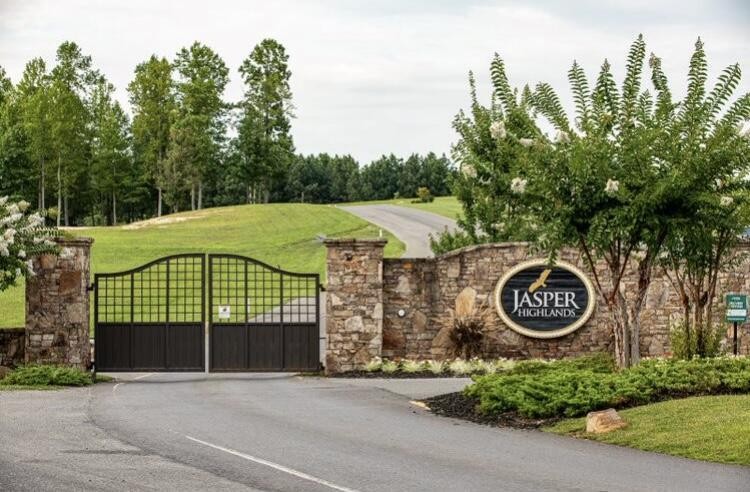 250 Bear Trace Drive Jasper TN 37347