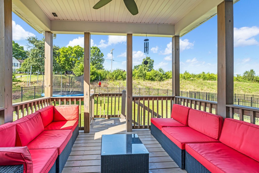 107 James Gourley Road Hendersonville TN 37075