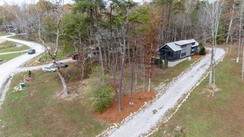 672 Waters Edge Way Tracy City TN 37387