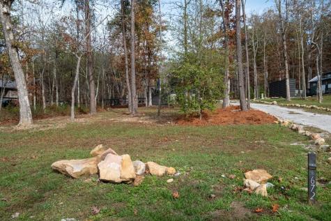 672 Waters Edge Way Tracy City TN 37387