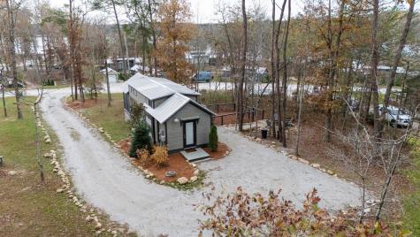 672 Waters Edge Way Tracy City TN 37387