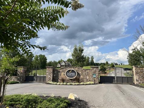81 Crockett Loop Jasper TN 37347