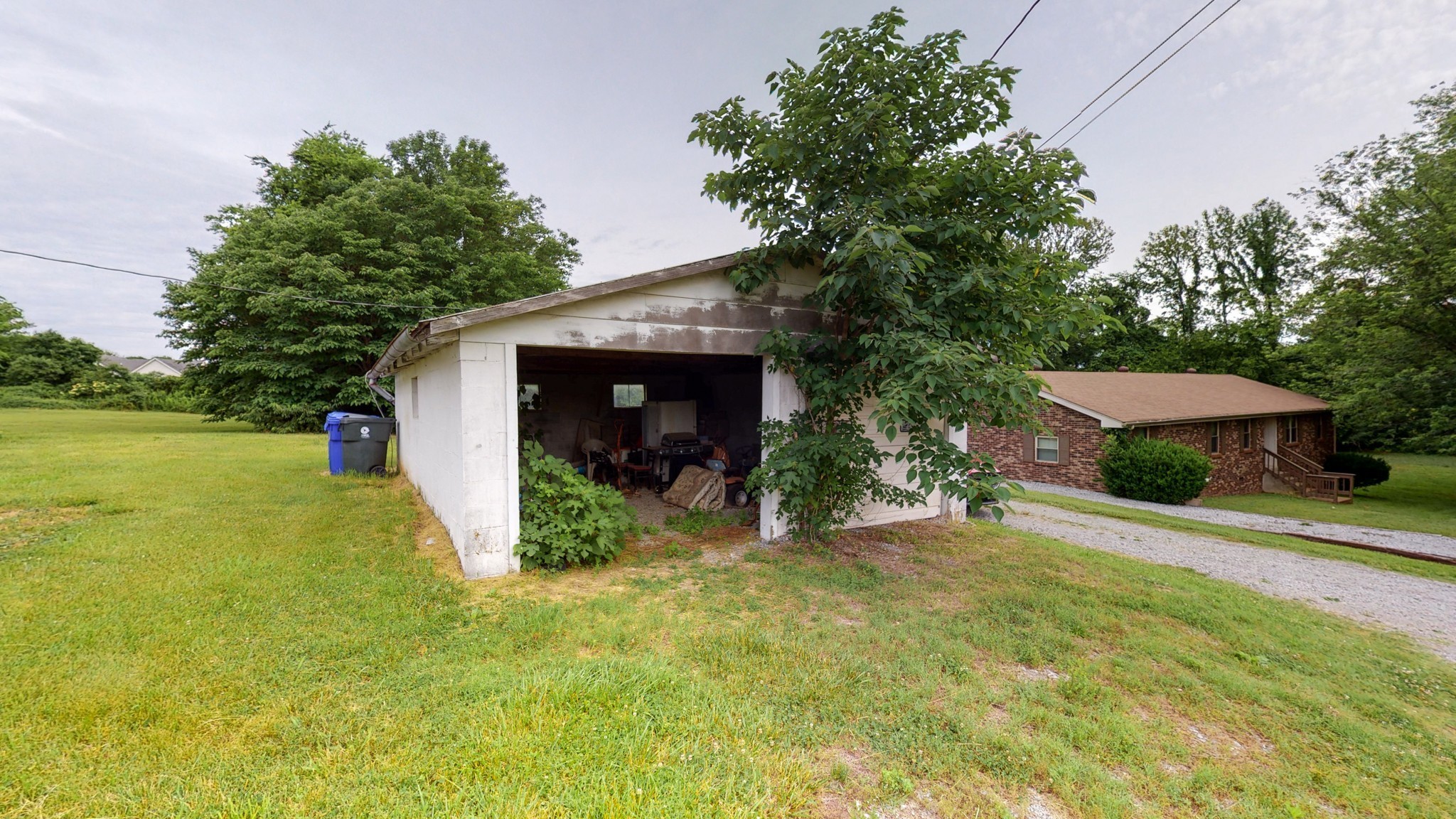 2811 Highway 31, W White House TN 37188