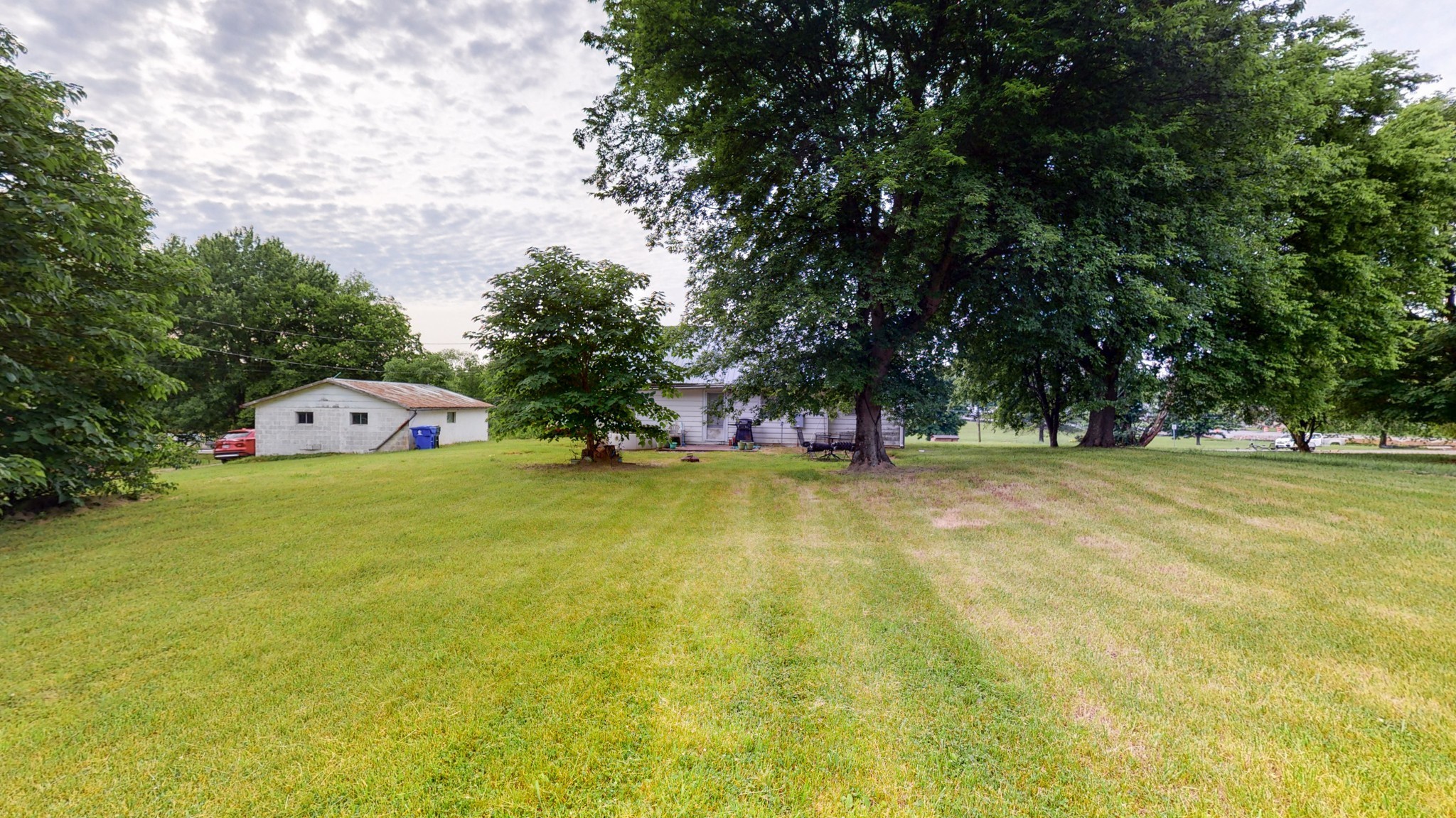 2811 Highway 31, W White House TN 37188