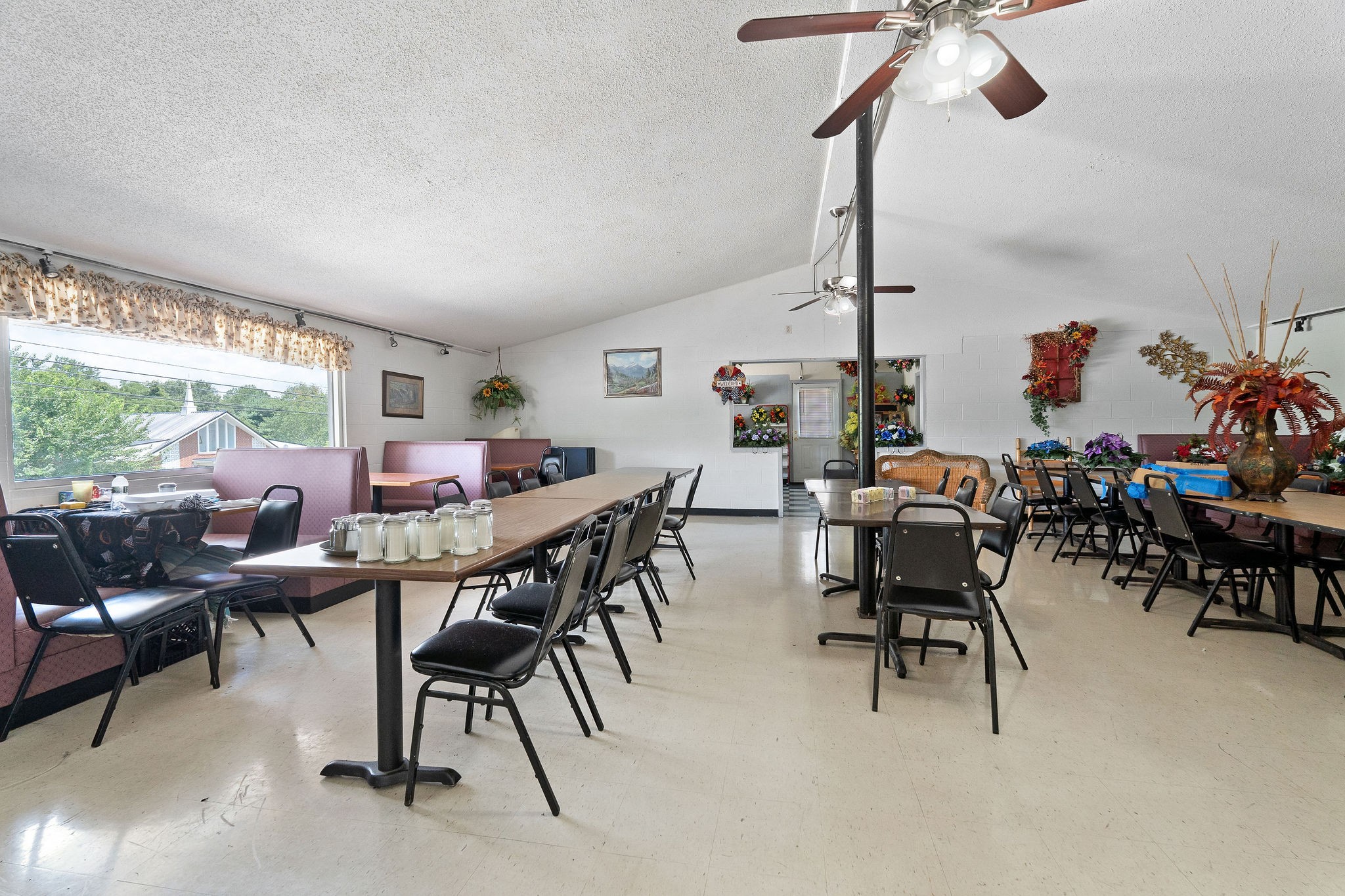 5305 Old Nashville Highway Mcminnville TN 37110