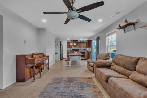 2900 Cherry Point Lane Columbia TN 38401