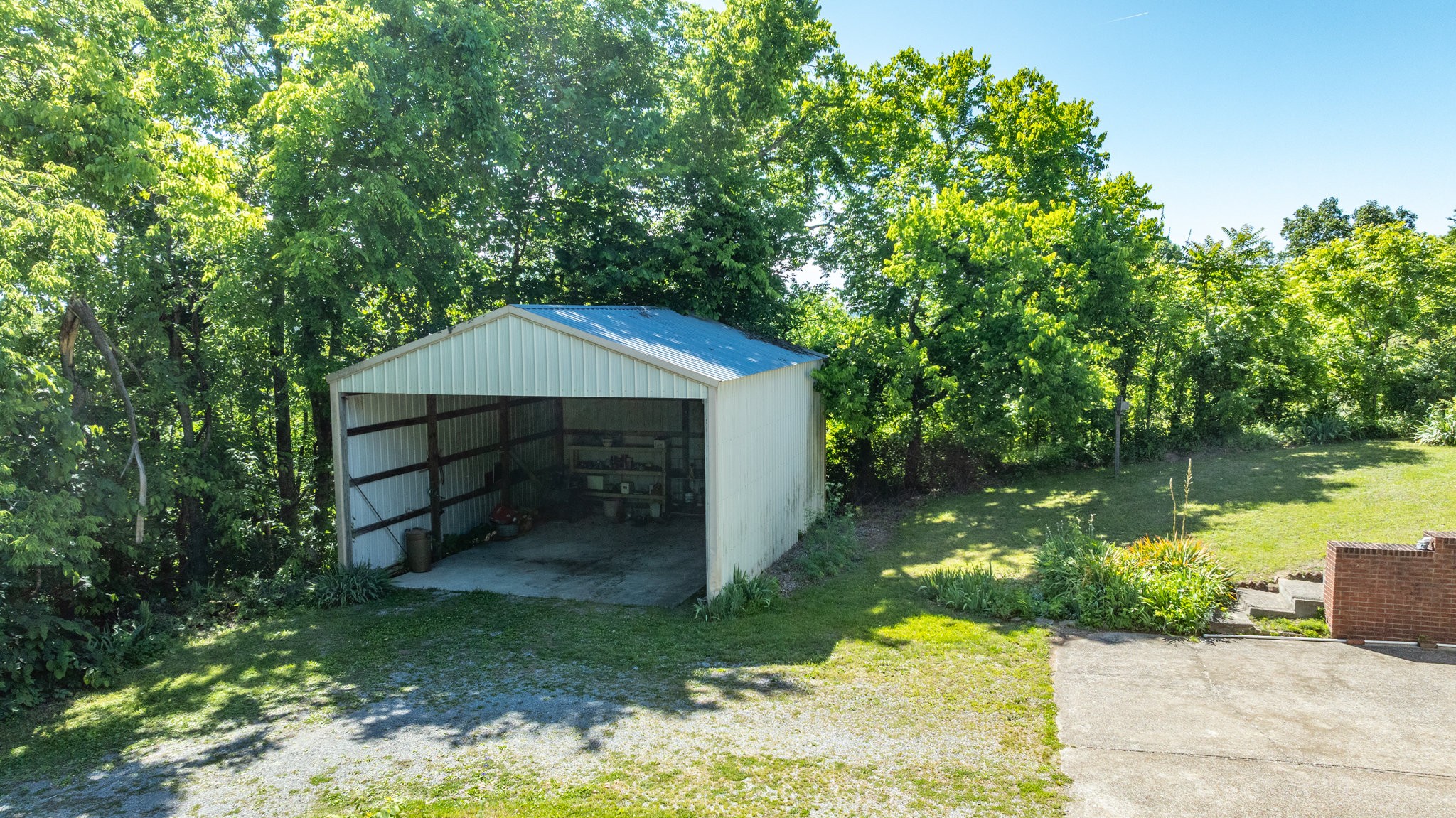 2161 Garner Road Mount Pleasant TN 38474