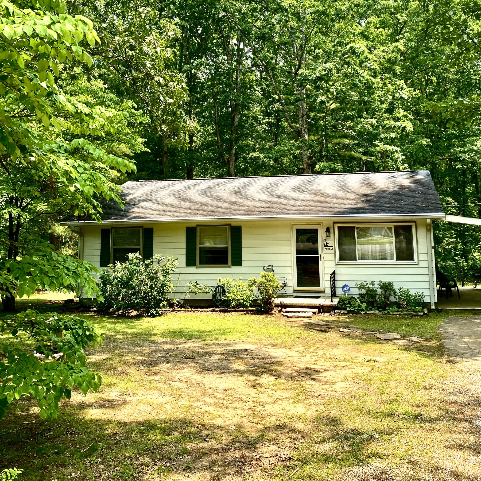 184 N Bluff Circle Monteagle TN 37356
