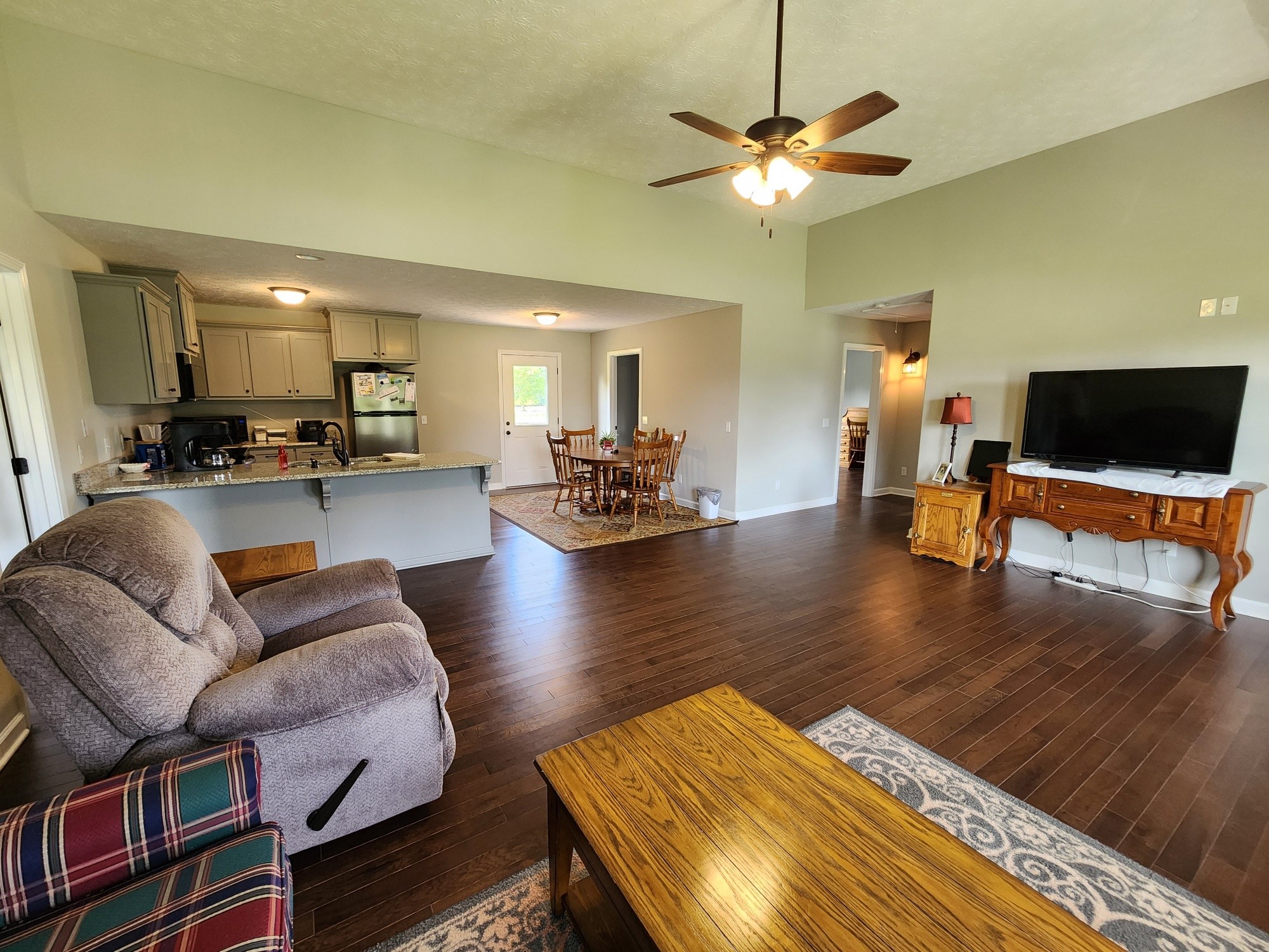 4574 Long Creek Road Lafayette TN 37083