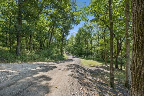 4828 Harpeth Peytonsville Road Thompsons Station TN 37179
