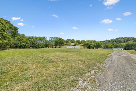 4828 Harpeth Peytonsville Road Thompsons Station TN 37179