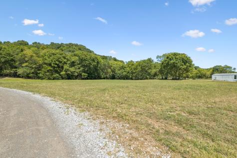4828 Harpeth Peytonsville Road Thompsons Station TN 37179