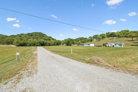 4828 Harpeth Peytonsville Road Thompsons Station TN 37179