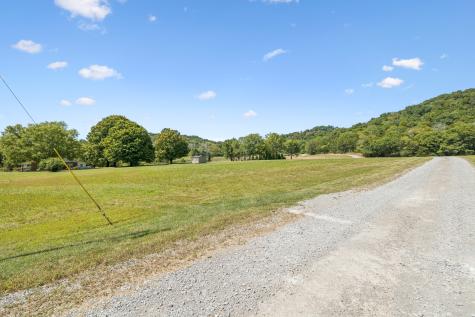 4828 Harpeth Peytonsville Road Thompsons Station TN 37179