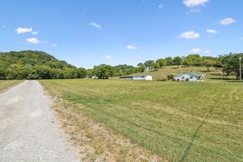 4828 Harpeth Peytonsville Road Thompsons Station TN 37179