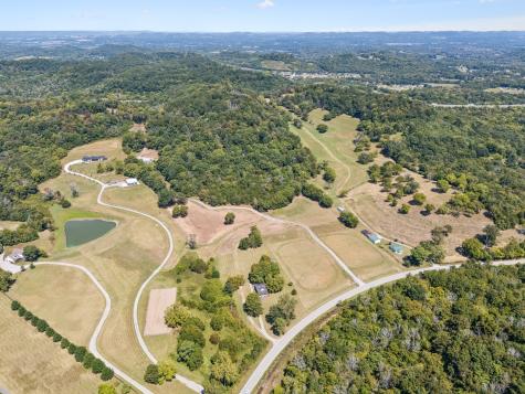 4828 Harpeth Peytonsville Road Thompsons Station TN 37179