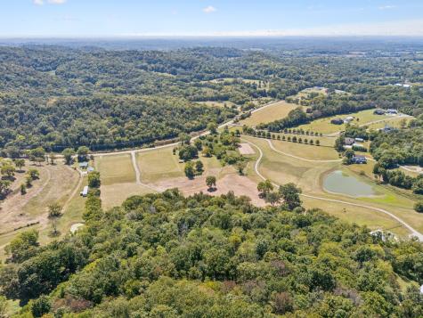 4828 Harpeth Peytonsville Road Thompsons Station TN 37179
