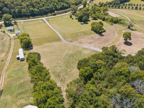 4828 Harpeth Peytonsville Road Thompsons Station TN 37179