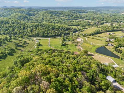 4828 Harpeth Peytonsville Road Thompsons Station TN 37179