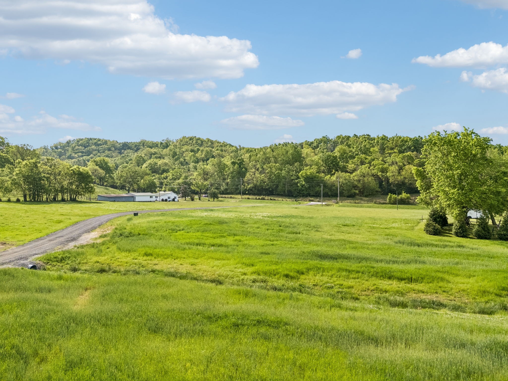 4828 Harpeth Peytonsville Road Thompsons Station TN 37179