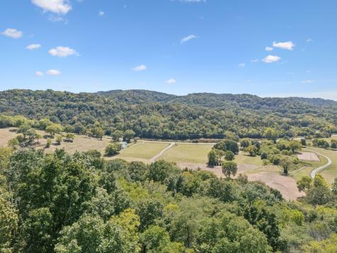 4828 Harpeth Peytonsville Road Thompsons Station TN 37179