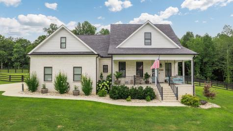 13 Evergreen Trail Burns TN 37029