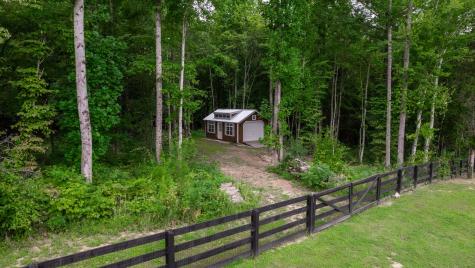 13 Evergreen Trail Burns TN 37029