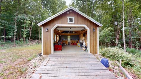13 Evergreen Trail Burns TN 37029
